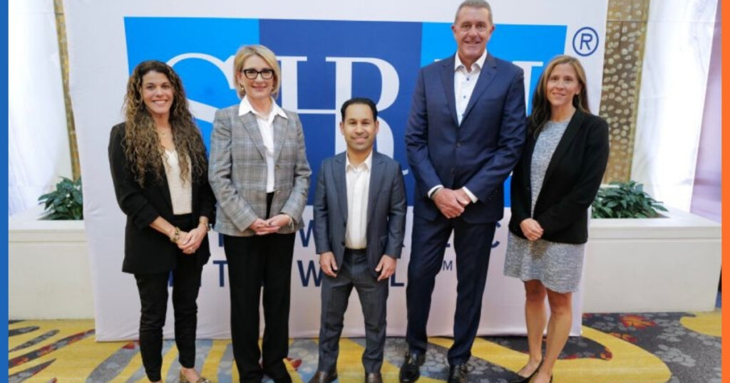 Cyrus Nikou Height